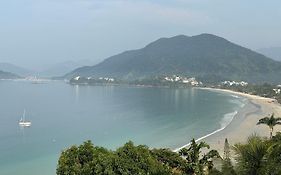 Maravilhosa Cobertura com Vista para o Mar - Praia da Enseada em Ubatuba